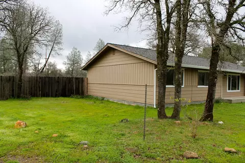 12169 Randolph Rd, Redding, CA 96003 photo 4