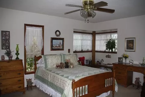 8760 Quail Valley Dr, Redding, CA 96002 photo 11