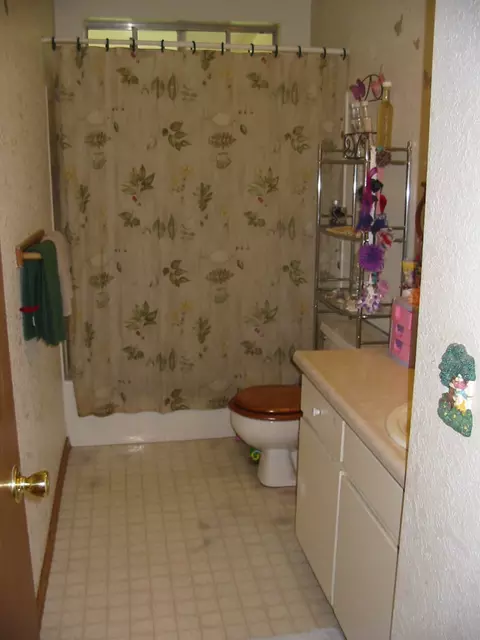 1064 Fallon Ct, Redding, CA 96003 photo 6