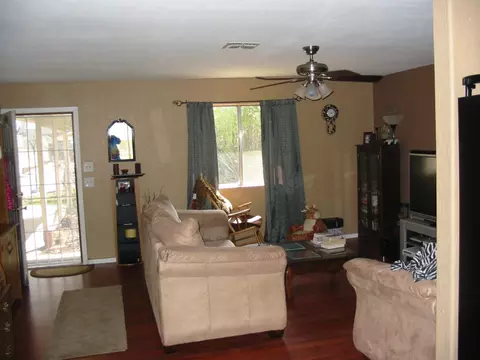 1064 Fallon Ct, Redding, CA 96003 photo 4