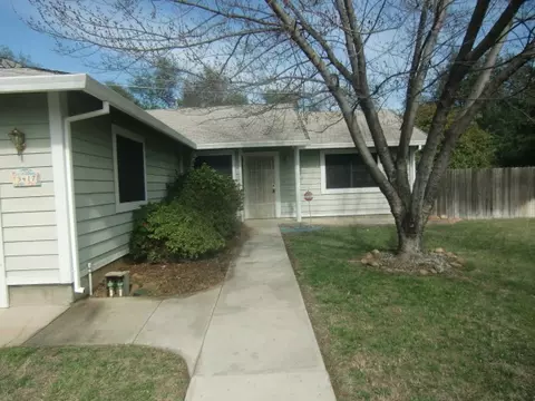 3417 Echo Ct, Redding, CA 96002 photo 2