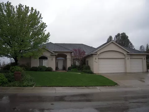 2090 Dream St, Redding, CA 96001 photo 2
