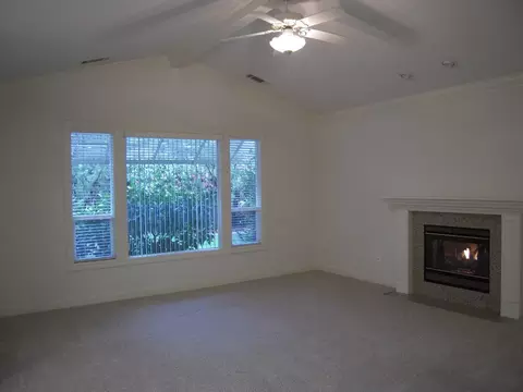 2090 Dream St, Redding, CA 96001 photo 21