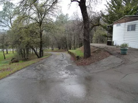 13883 Old Oregon Trl, Redding, CA 96003 photo 10