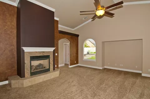 2097 Maudray Way, Redding, CA 96003 photo 10
