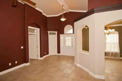 2097 Maudray Way, Redding, CA 96003 photo 5