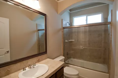 2097 Maudray Way, Redding, CA 96003 photo 23