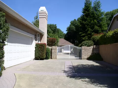 2330 Templeton Dr, Redding, CA 96002 photo 19