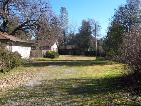 1541 Victor Ave, Redding, CA 96002 photo 16