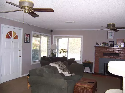 1541 Victor Ave, Redding, CA 96002 photo 10