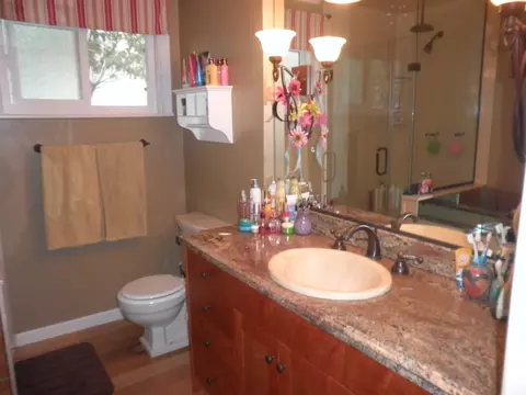 640 Lincoln St, Redding, CA 96001 photo 7