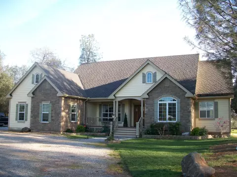 20497 Chloe Ct, Redding, CA 96003 photo 1