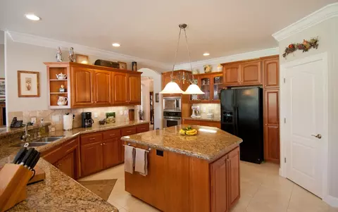20634 Bernard, Redding, CA 96003 photo 6