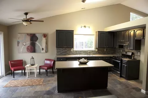 513 Alamine Dr, Redding, CA 96003 photo 22