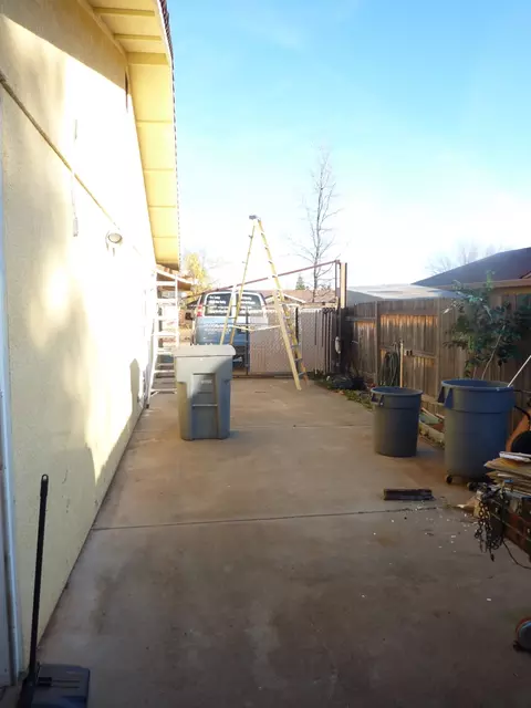 1727 Dakota Way, Redding, CA 96003 photo 8
