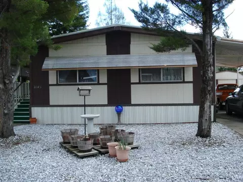 1045 Shawnee Trl, Redding, CA 96003 photo 1