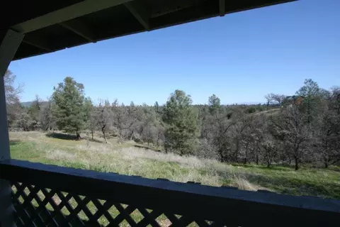 6157 Ridgetop, Anderson, CA 96007 photo 2