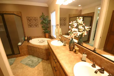 3335 Laver St, Redding, CA 96002 photo 12
