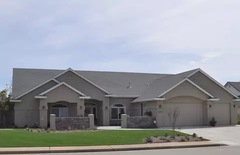 2176 Hope Ln, Redding, CA 96003 photo 1