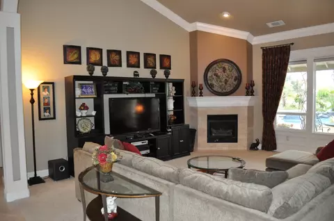 2176 Hope Ln, Redding, CA 96003 photo 7