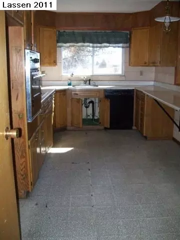 44589 Williams, Mcarthur, CA 96056 photo 3