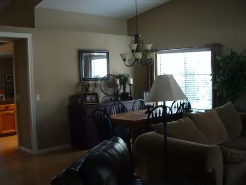 524 Chancellor, Redding, CA 96003 photo 5