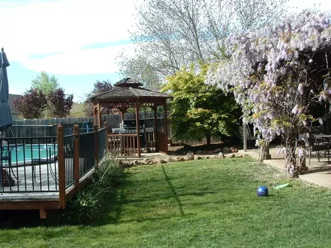 524 Chancellor, Redding, CA 96003 photo 26