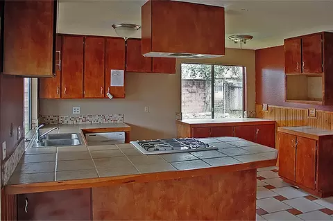 2581 Keylod St, Redding, CA 96002 photo 3