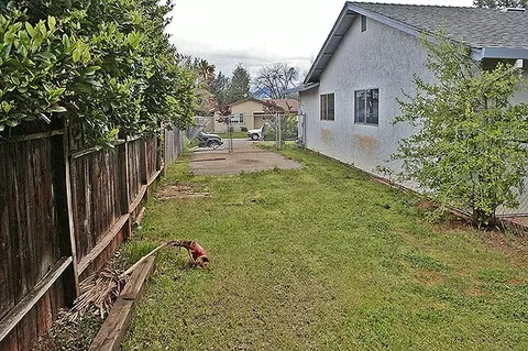 2581 Keylod St, Redding, CA 96002 photo 7