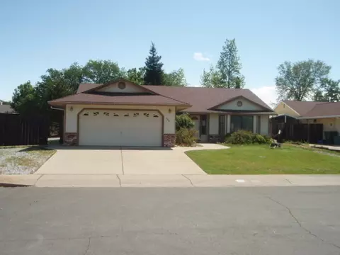 1439 Marigold Way, Redding, CA 96003 photo 1