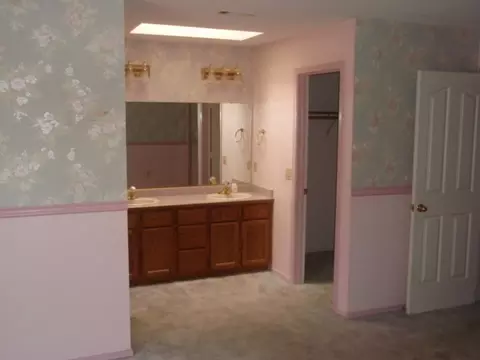 1439 Marigold Way, Redding, CA 96003 photo 8