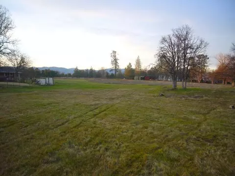 11464 Stillwater Way, Redding, CA 96003 photo 4