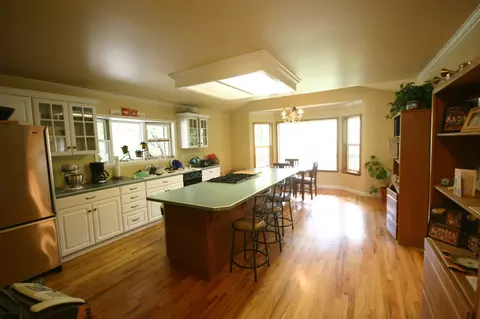 10022 Chateau Woods Dr, Redding, CA 96001 photo 12