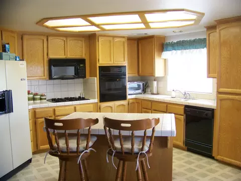 351 Bountiful Path, Redding, CA 96003 photo 6