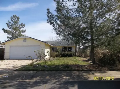 845 Springer Dr, Redding, CA 96003 photo 2