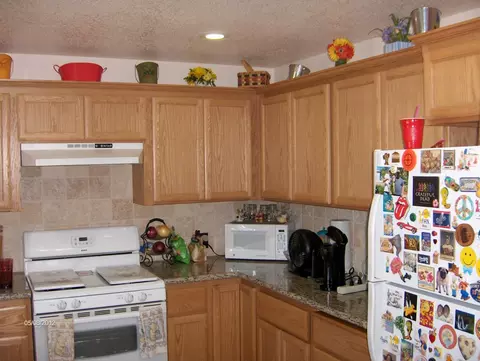 2776 Jasmine Way, Redding, CA 96002 photo 7