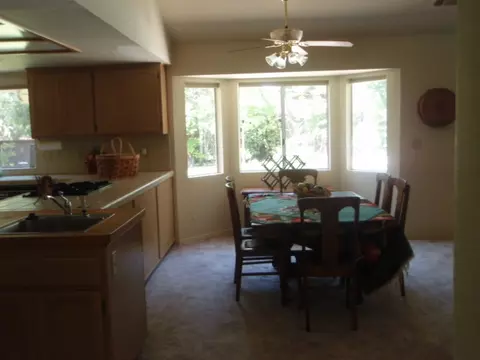 2420 Phil Ct, Redding, CA 96002 photo 12
