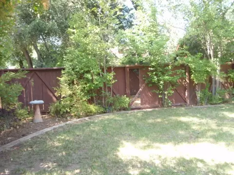 2420 Phil Ct, Redding, CA 96002 photo 6