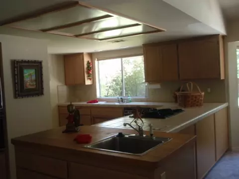 2420 Phil Ct, Redding, CA 96002 photo 10