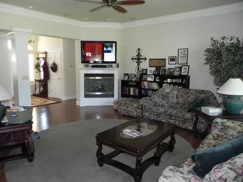 951 River Bend Rd, Redding, CA 96003 photo 5