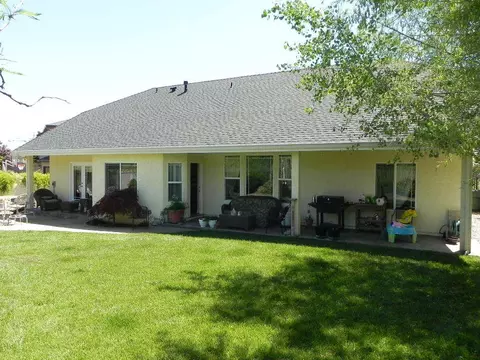 951 River Bend Rd, Redding, CA 96003 photo 17