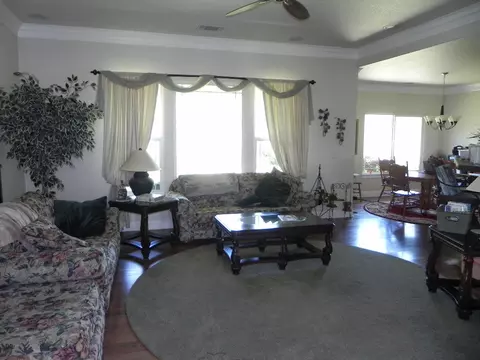 951 River Bend Rd, Redding, CA 96003 photo 6