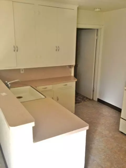 2146 Placer St, Redding, CA 96001 photo 4