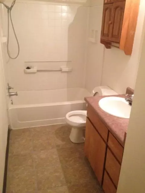 2146 Placer St, Redding, CA 96001 photo 6