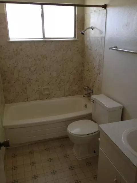 760 West St, Redding, CA 96001 photo 6