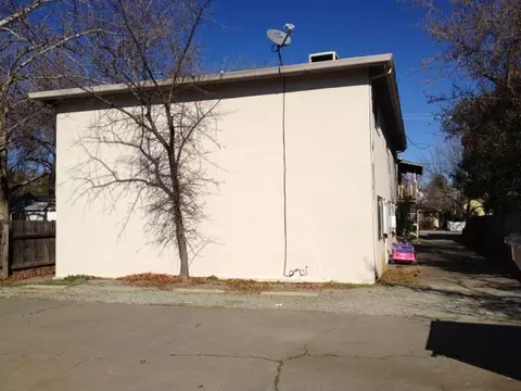 760 West St, Redding, CA 96001 photo 1
