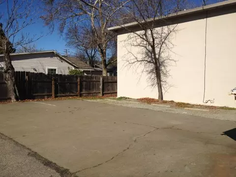 760 West St, Redding, CA 96001 photo 8