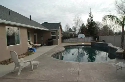 19355 Titleist Way, Redding, CA 96003 photo 2