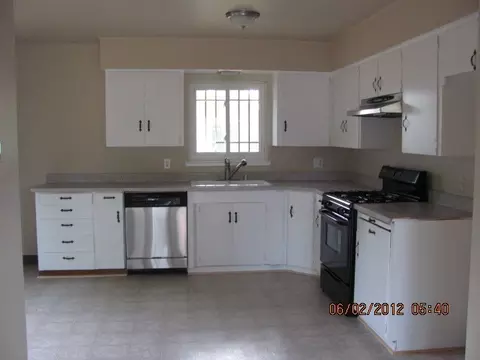 20319 Demac Dr, Redding, CA 96002 photo 4