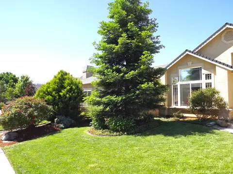 1366 Spanish Bay Dr, Redding, CA 96003 photo 6